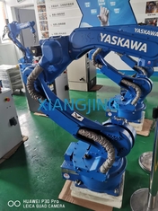 Robot de soldadura automática usado del eje de Yaskawa AR1440 6 y robot rápido y exacto de la soldadura al arco con el regulador del robot YRC1000