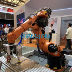 el KR usado AXIS 10 R1420 10kg del agarrador del robot industrial del robot de 6 Kuka valoró la carga útil