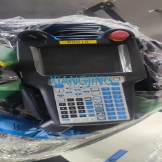 R-2000iC/210F Fanuc utilizó los robots industriales con R-30iB más el gabinete enseña a pendiente