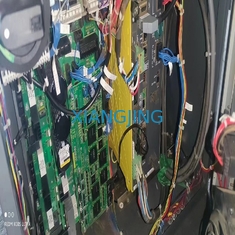 R-2000iC/210F Fanuc utilizó los robots industriales con R-30iB más el gabinete enseña a pendiente