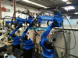 Robot usado industrial AR2010 6 AXIS de Yaskawa con el soldador