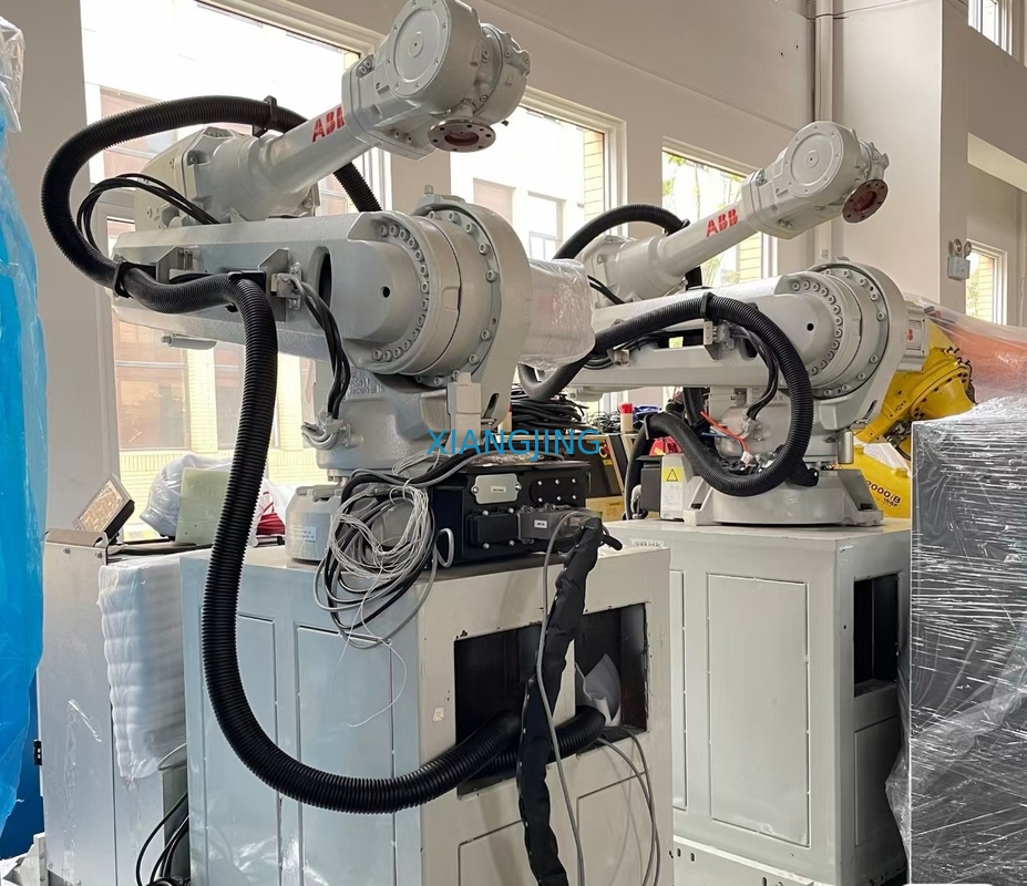 El brazo usado IRB4600 6 AXIS del robot utilizó el brazo del robot de ABB para la selección y el lugar