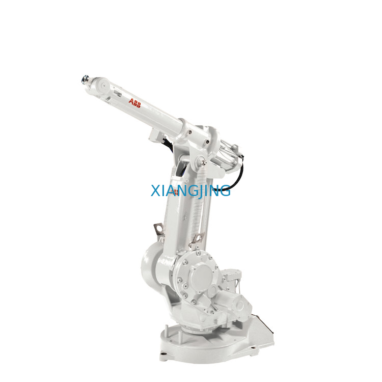 Brazo robótico usado de ABB IRB 1410 6 AXIS como robot para soldar con autógena y el manipulante material que dirigen con la carga útil 5kg
