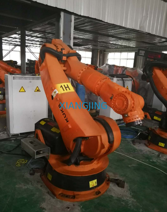 Utilizado hace 10 años 6 SUPLEMENTO del KR 210 del robot industrial de AXIS R2700 para la selección y el lugar